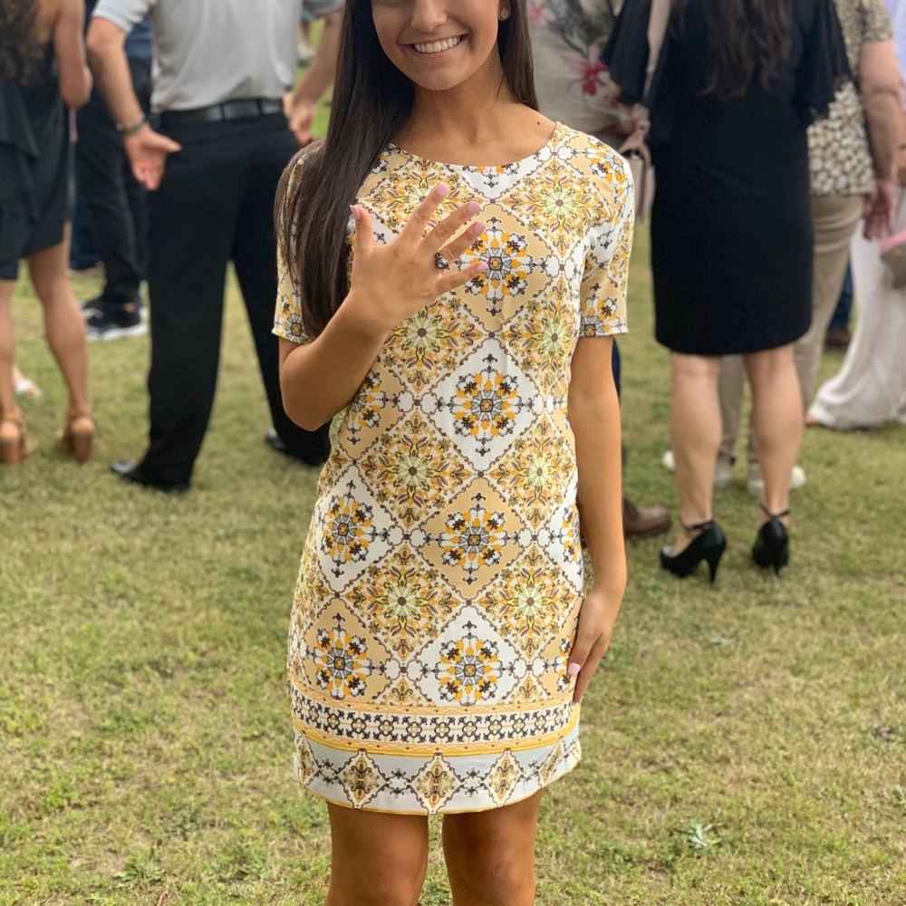 Dandy Lion Yellow Print Shift Dress - Picture 2 of 5
